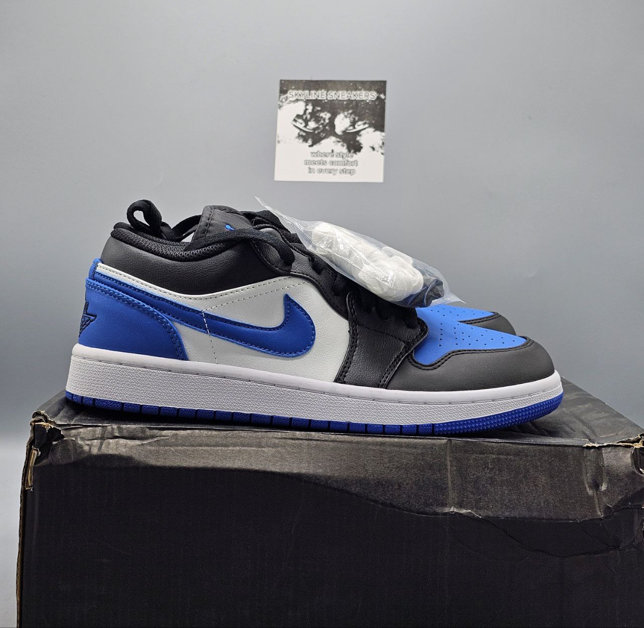 AIR JORDAN 1 LOW " ALTERNATE ROAYL TOE " 