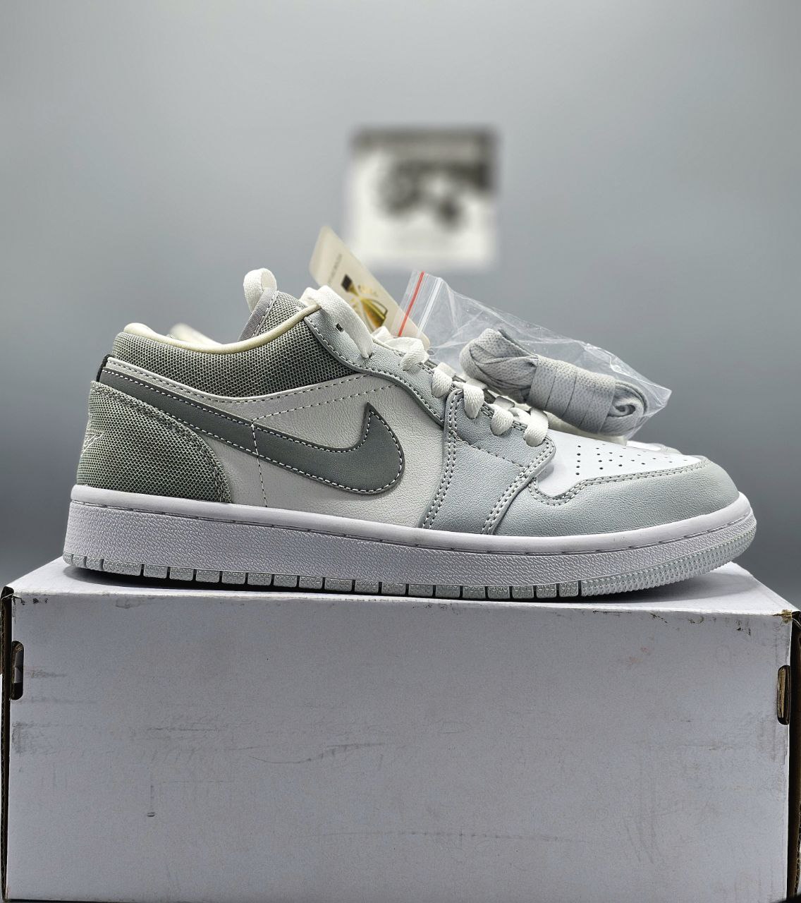 AIR JORDAN 1 LOW " WOLF GREY " 