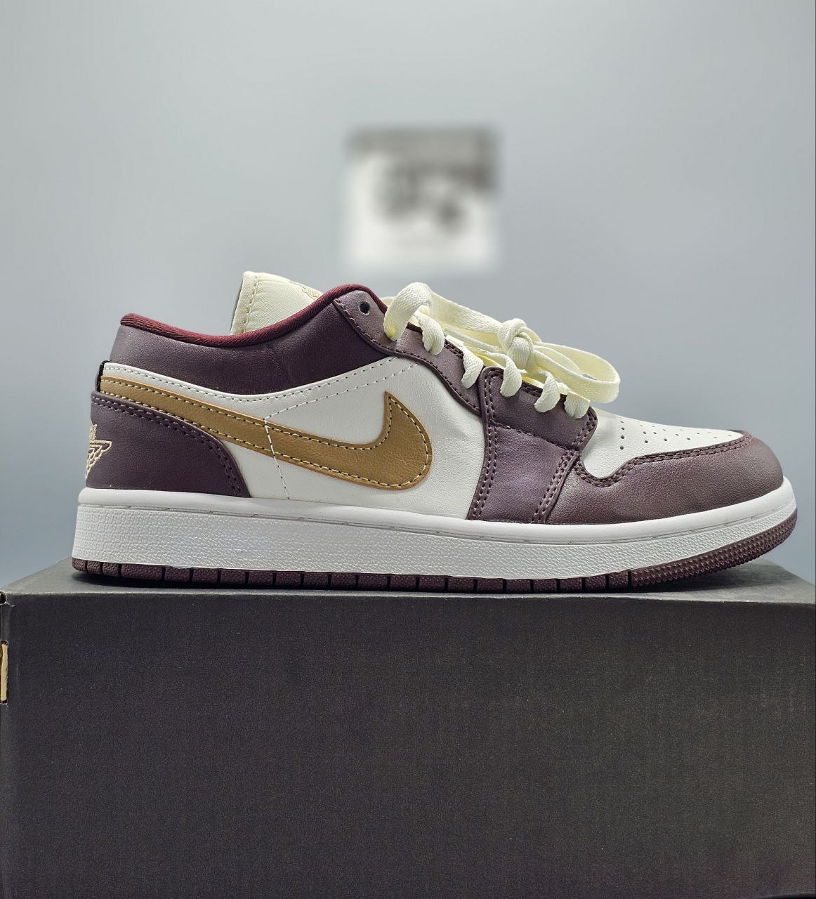 AIR JORDAN 1 LOW " SHADOW BROWN " 