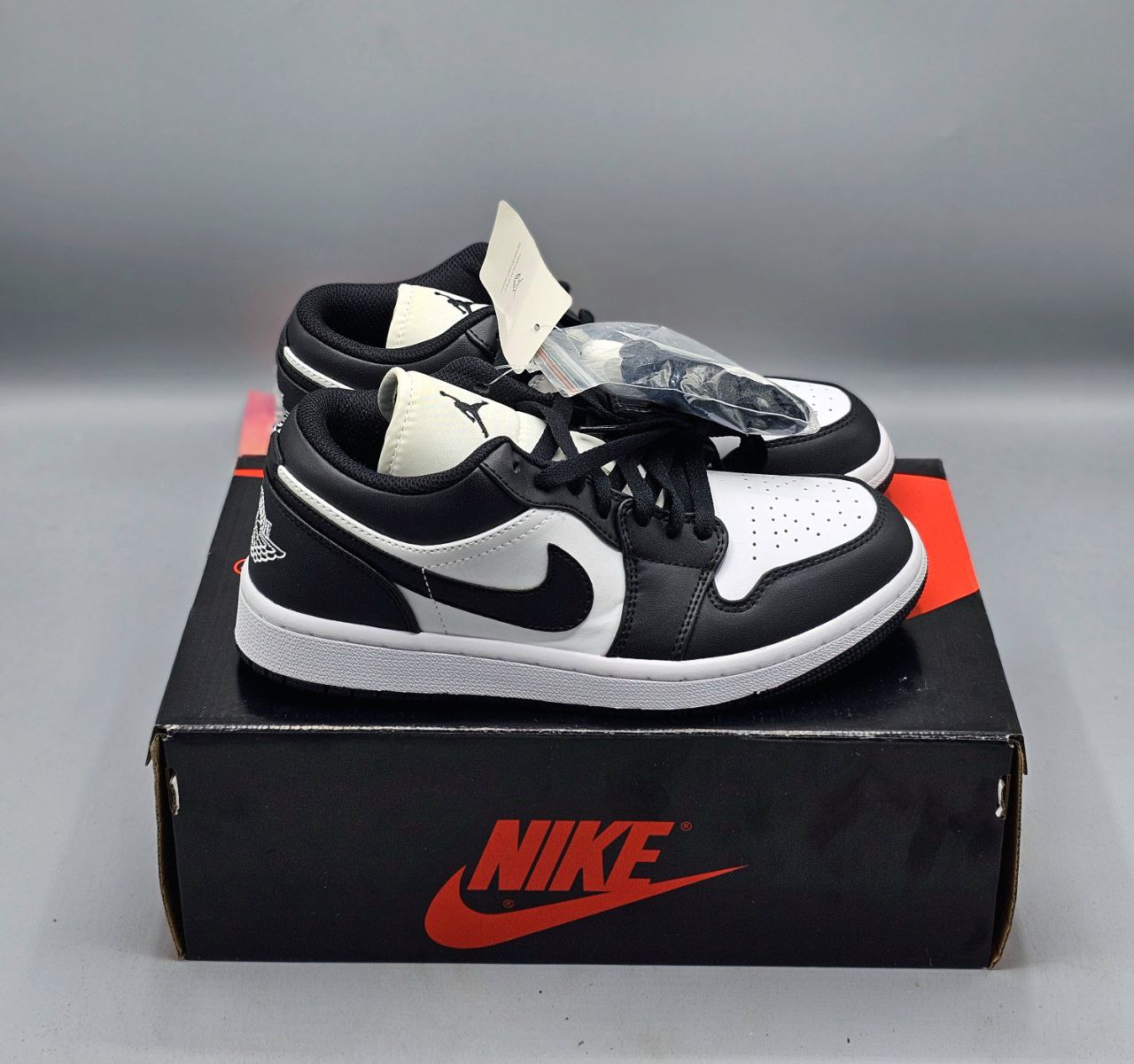 AIR JORDAN 1 LOW " PANDA " 