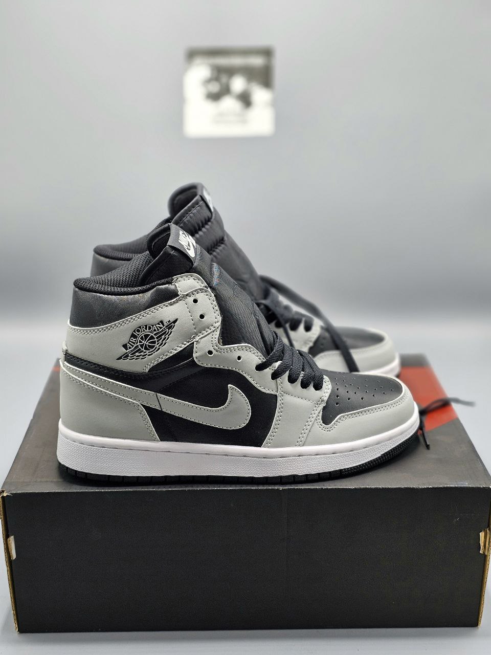 AIR JORDAN 1 HIGH " SHADOW" 